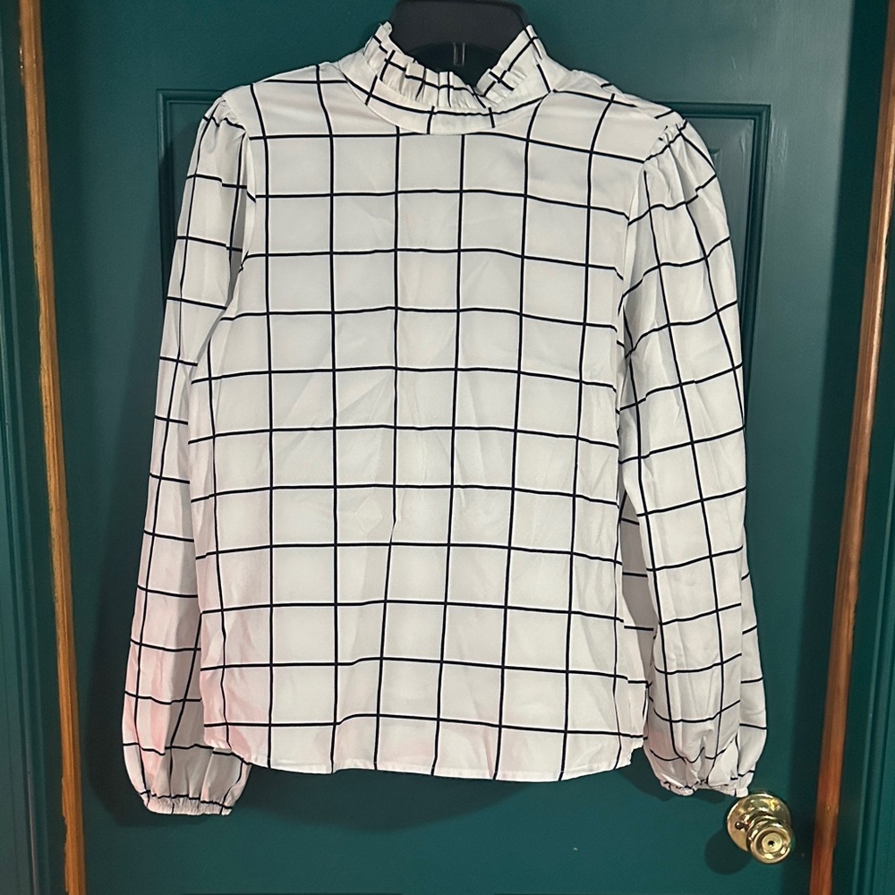 White and Black Grid Pattern Blouse
